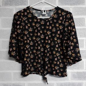 🧡 Insta Girl Women's Flowy Black Floral Belle Sleeved Shirt Size Large (14/16)